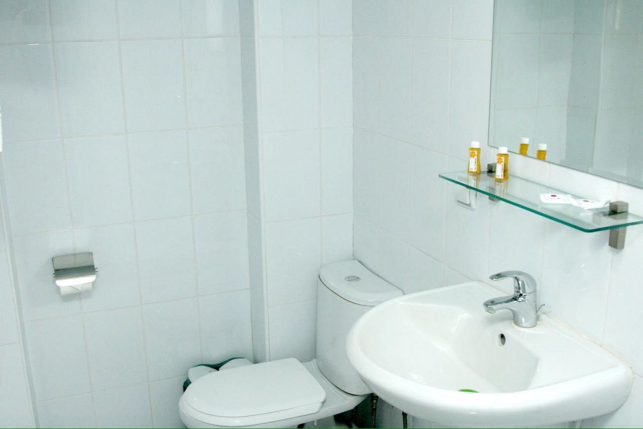 Crown Hotel Tashkent Bagian luar foto
