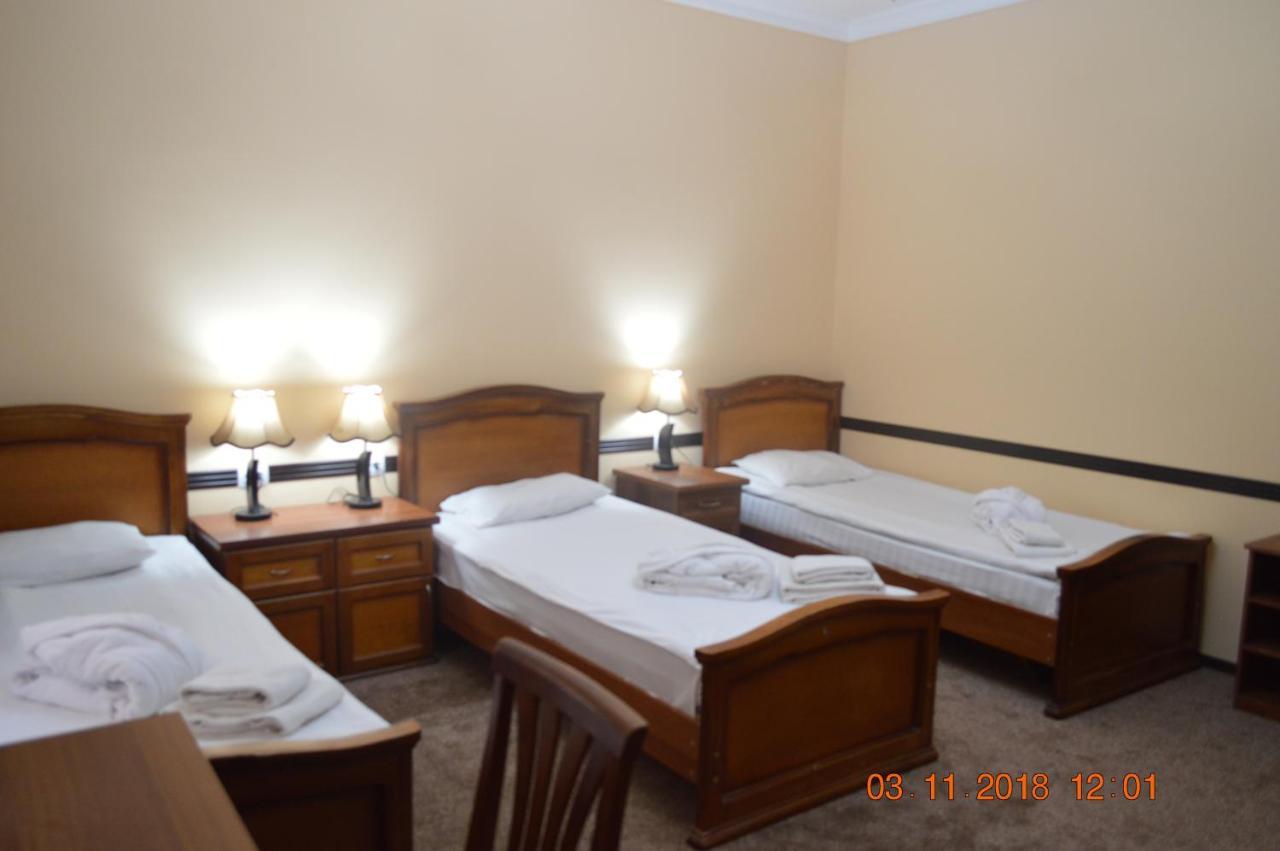 Crown Hotel Tashkent Bagian luar foto